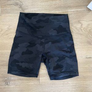 lululemon camo biker shorts